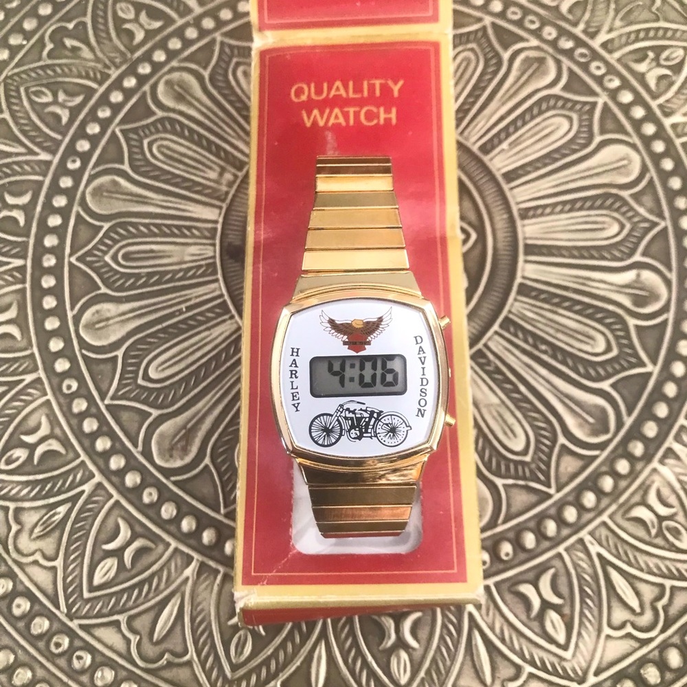 NOS Harley Davidson hold analog watch